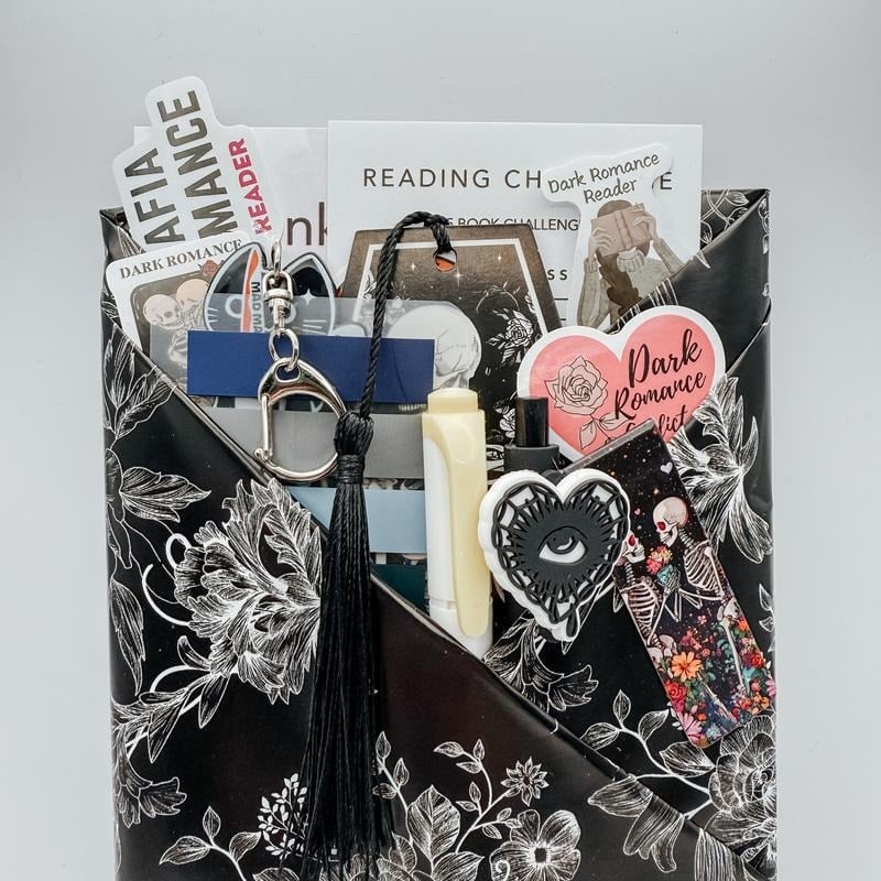 Gothic Blind Date with a Book - Image 5